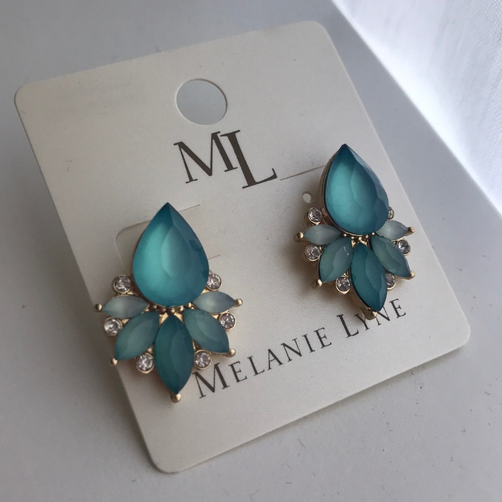 Melanie Lyne blue crystal earrings *never worn*